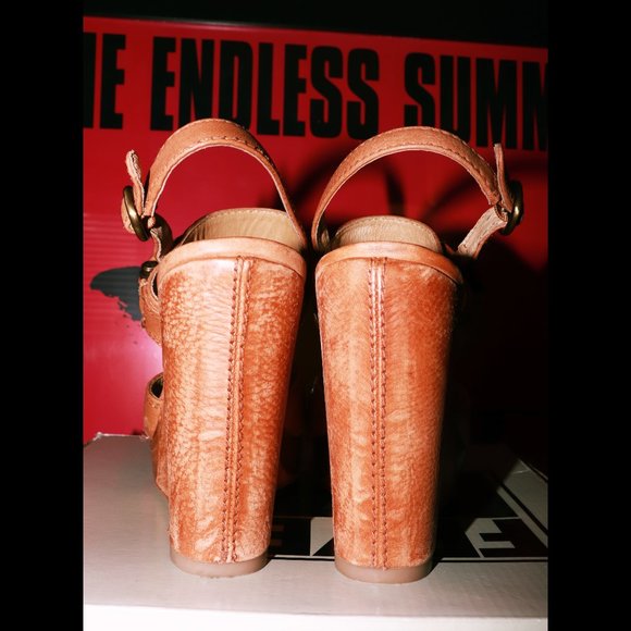 NEW! FRYE ALEXA CRISS CROSS IN NATURAL - Picture 4 of 6